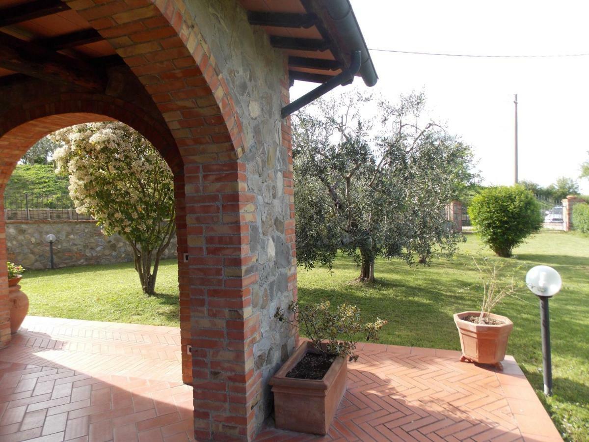 Gasthaus Casale Le Querciole Castiglione dʼOrcia Exterior foto