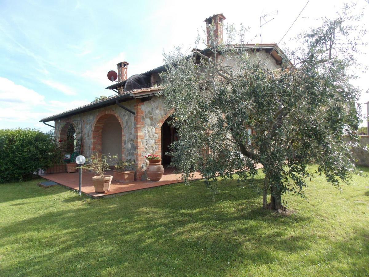 Gasthaus Casale Le Querciole Castiglione dʼOrcia Exterior foto